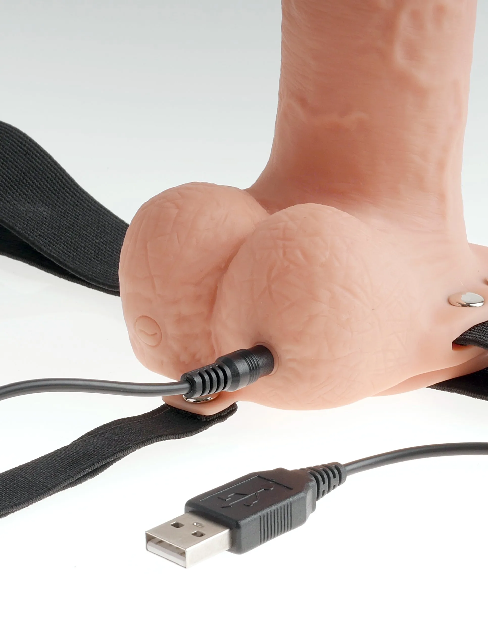 9 Hollow Strap-On